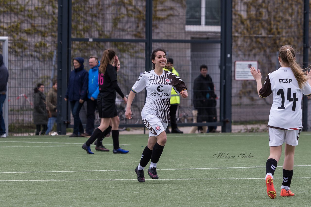 Bild 171 - B-Juniorinnen St.Pauli - C-Juniorinnen SV Steinhorst : Ergebnis: 1:2